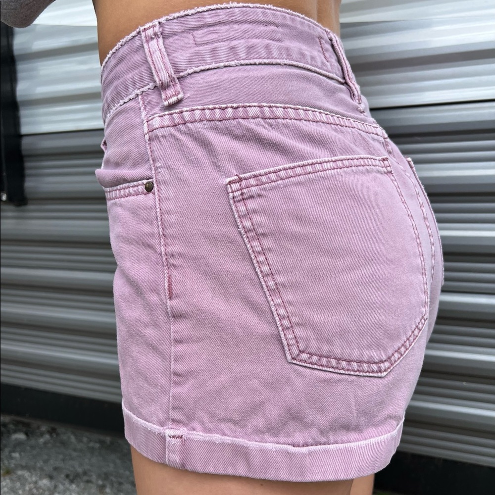 Light purple denim PacSun mom jean shorts